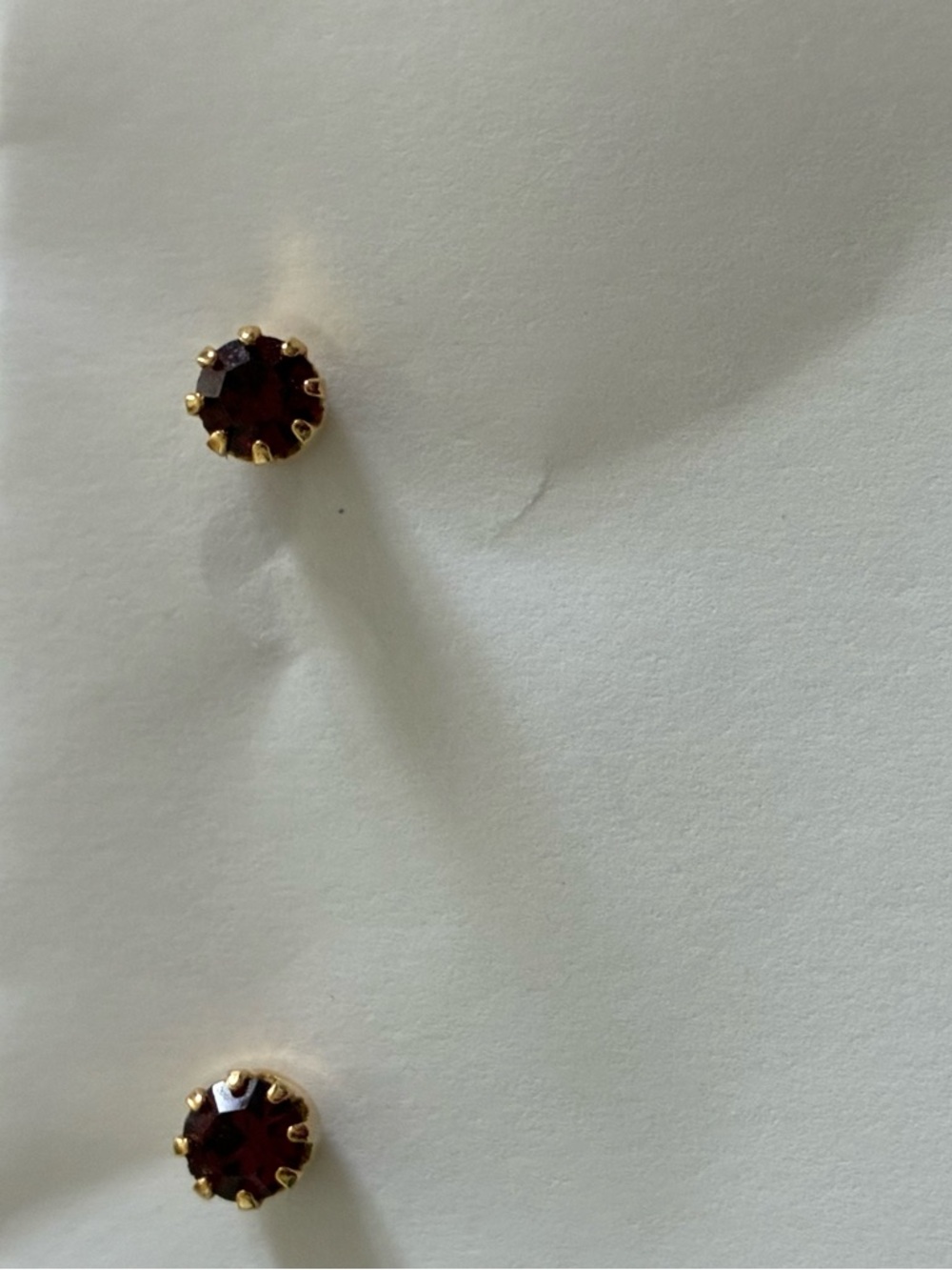 Gold Red Garnet Round Stud Earrings - Classic Women's Jewelry